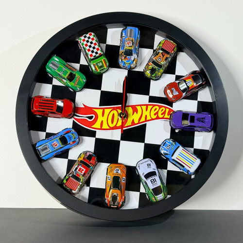 ساعت طرح hot wheels