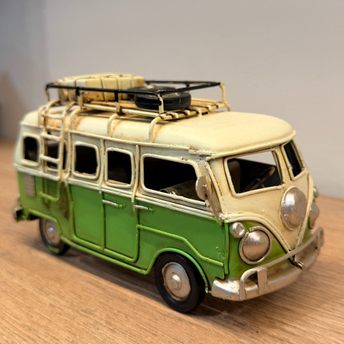 ماکت volkswagon مسافرتی سبز